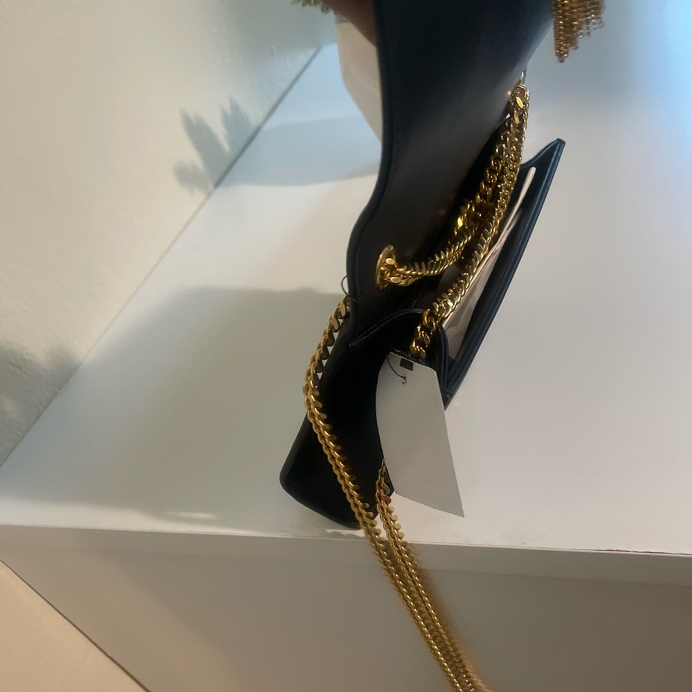 KATE SMALL CHAIN BAG WITH TASSEL IN GRAIN DE POUDRE EMBOSSED LEATHER